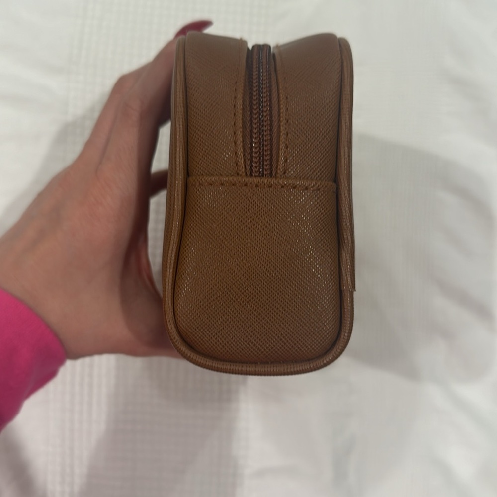 Michael Kors tan bag - Picture 4 of 7
